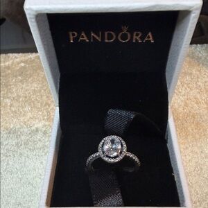 Pandoras Oval Sparkling Halo Statement Ring in Sterling Silver size 6